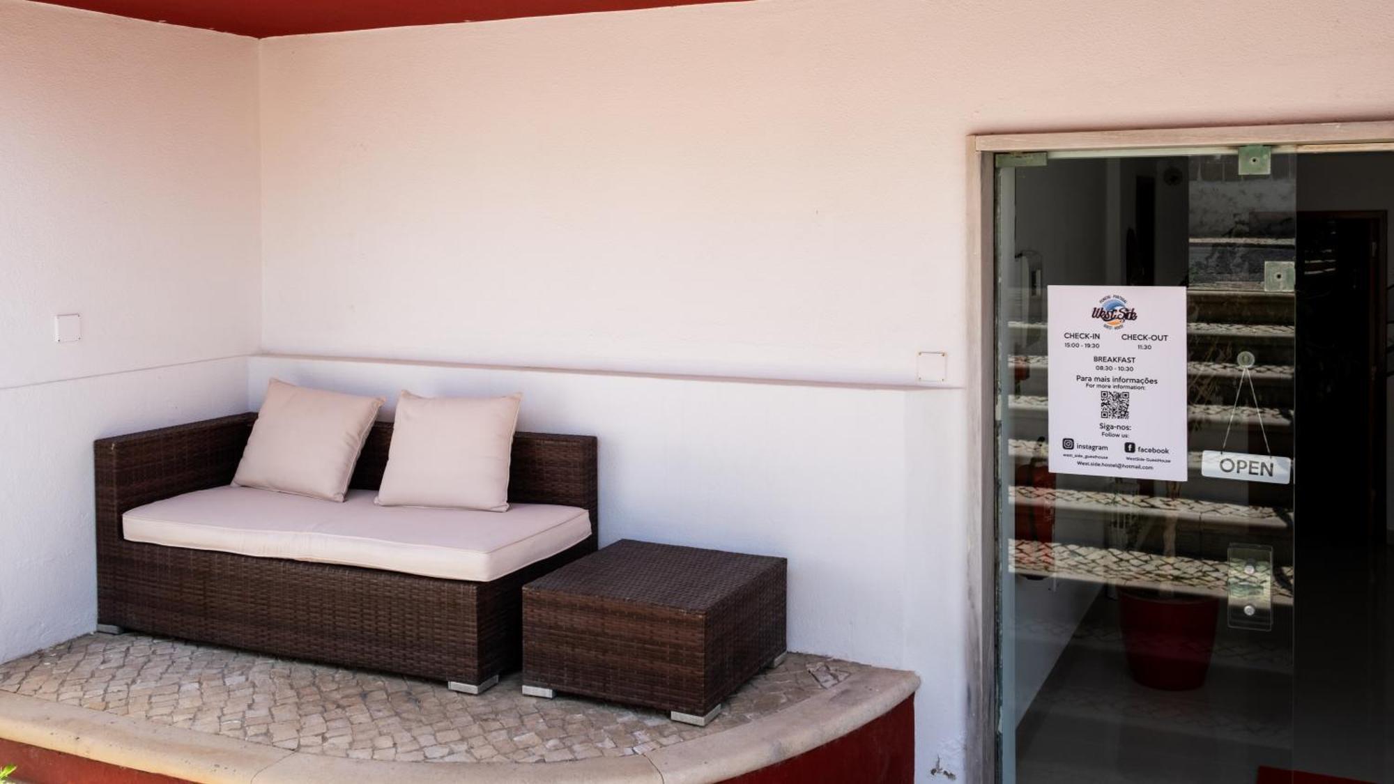 West Side Guesthouse Peniche Exterior foto