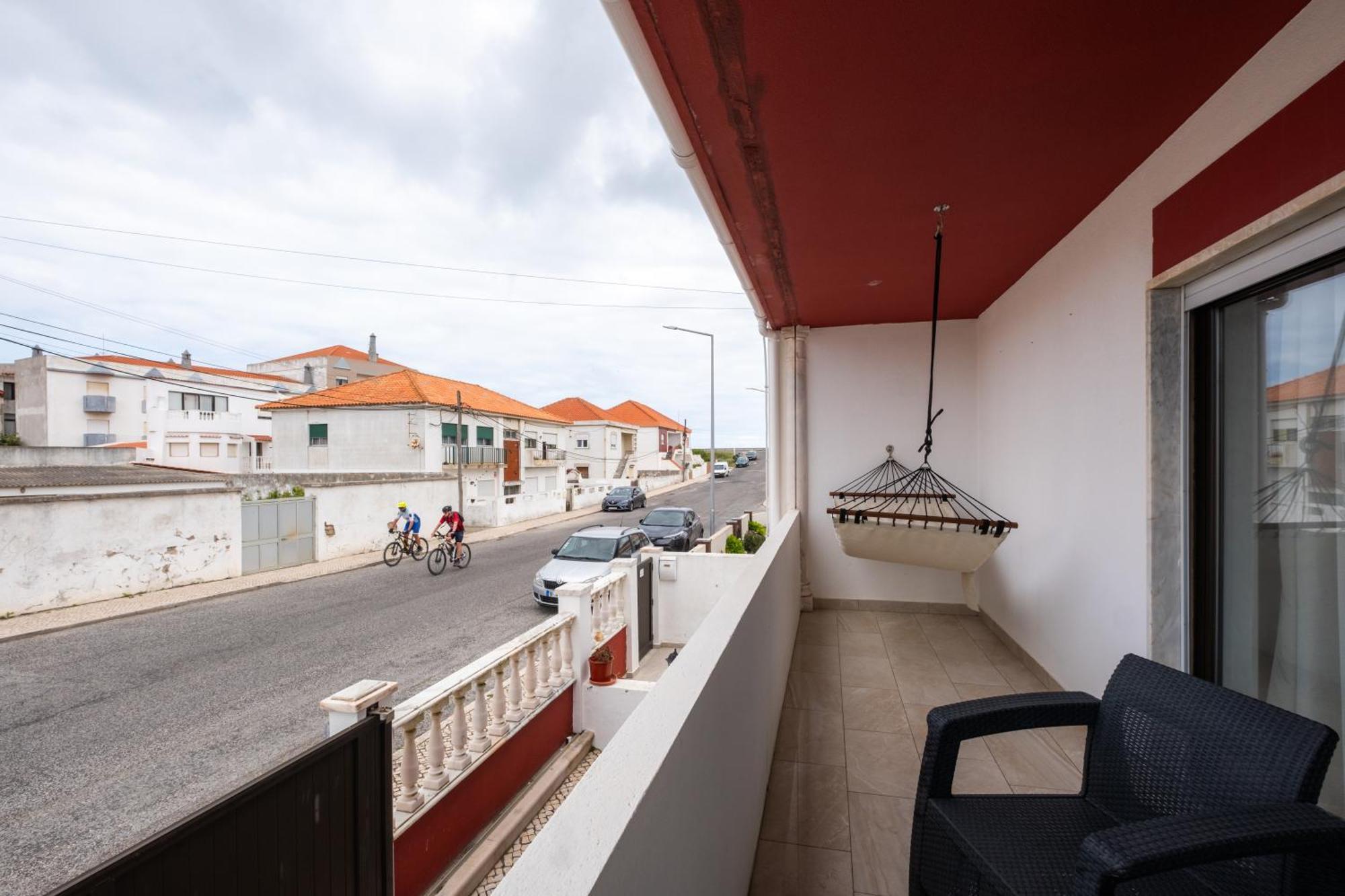 West Side Guesthouse Peniche Exterior foto