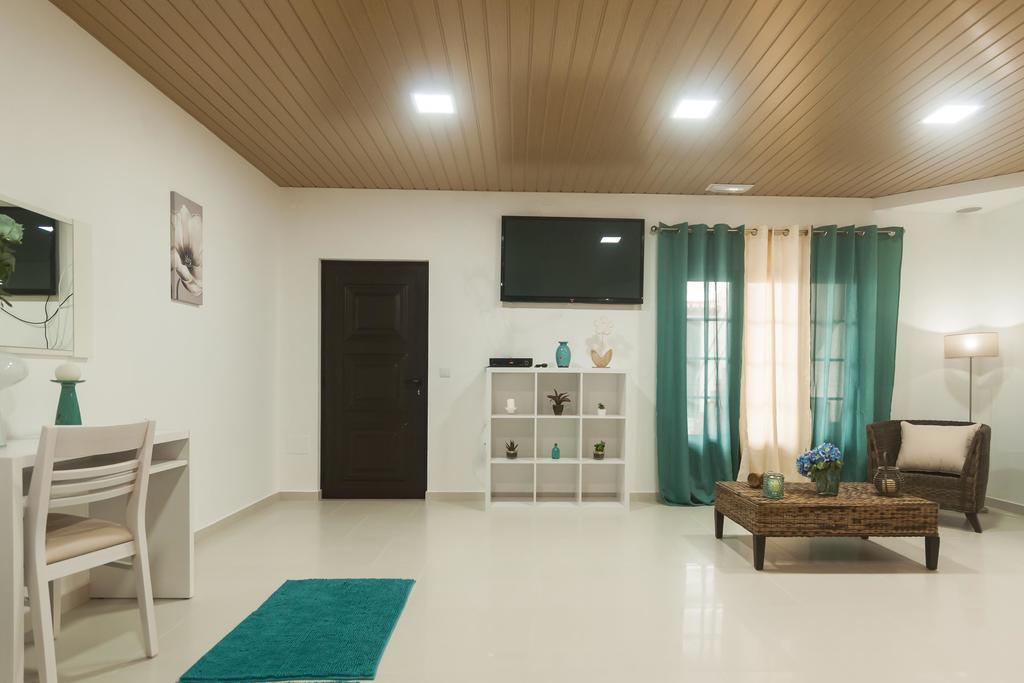 West Side Guesthouse Peniche Exterior foto